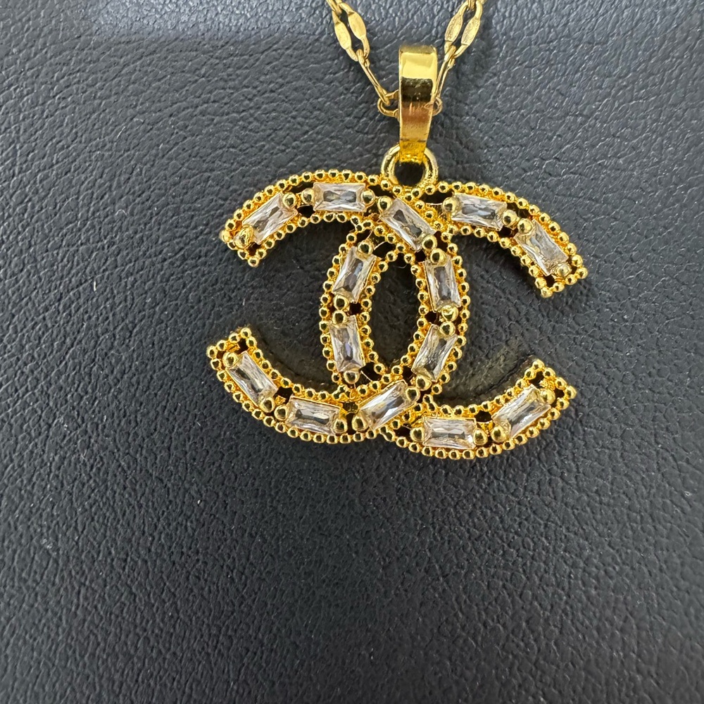 Pretty necklace fashion jewelry
